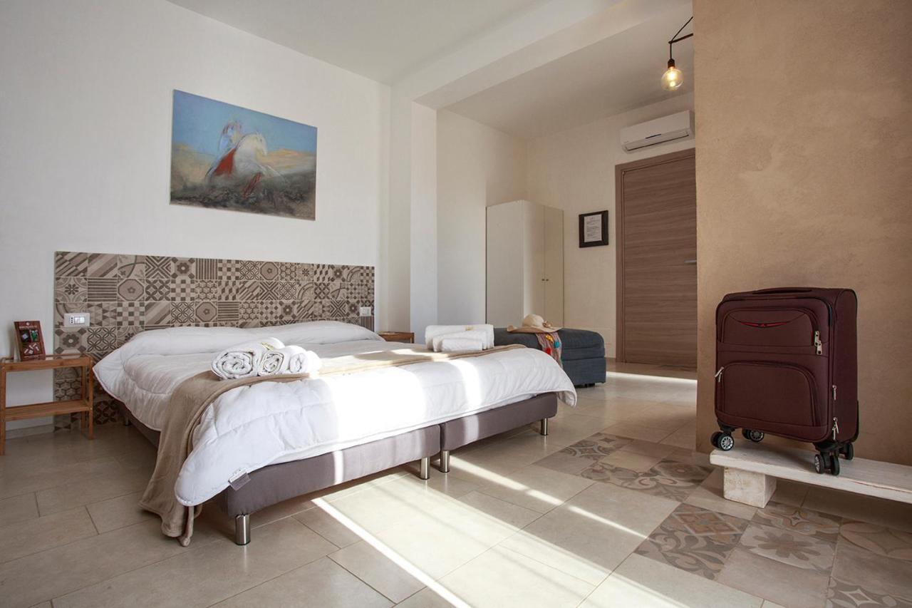 לינה וארוחת בוקר שיקלי Barokhouse מראה חיצוני תמונה