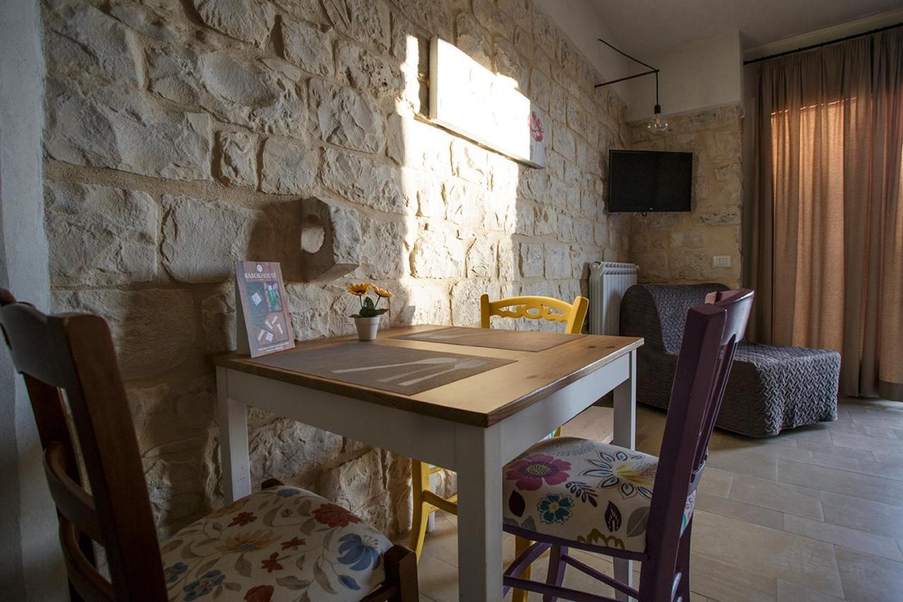 לינה וארוחת בוקר שיקלי Barokhouse מראה חיצוני תמונה